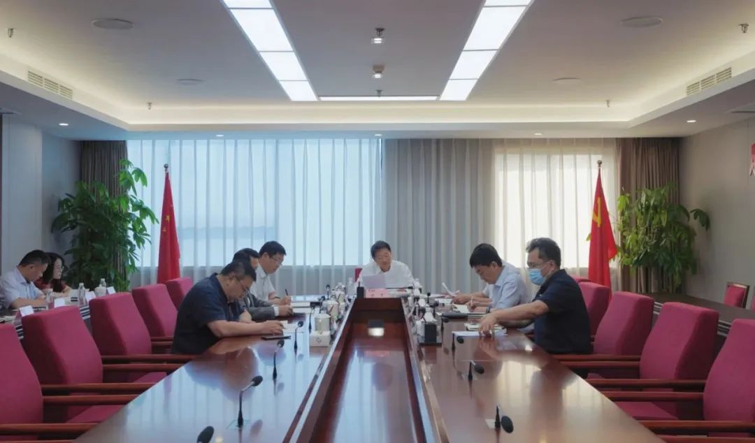 省尊龍凱時集團(tuán)黨委召開學(xué)習(xí)貫徹習(xí)近平新時代中國特色社會主義思想主題教育專題研討暨黨委理論學(xué)習(xí)中心組研討會